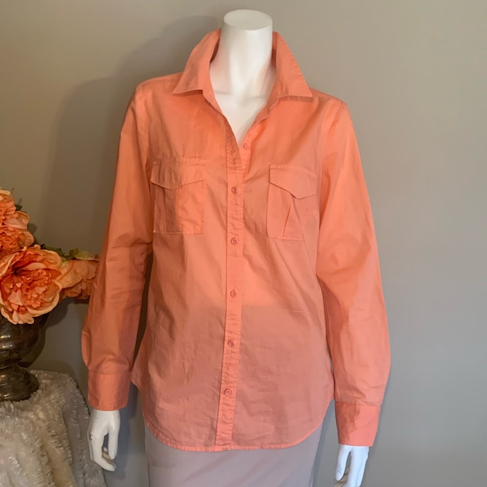 🌸🧡 Bundle of 2 coral & white cotton blouses with camp sleeves S